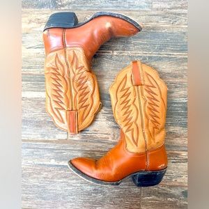 Vintage Hondo Made in Texas Cowboy Boots 4.5 cowgirl western Yellowstone